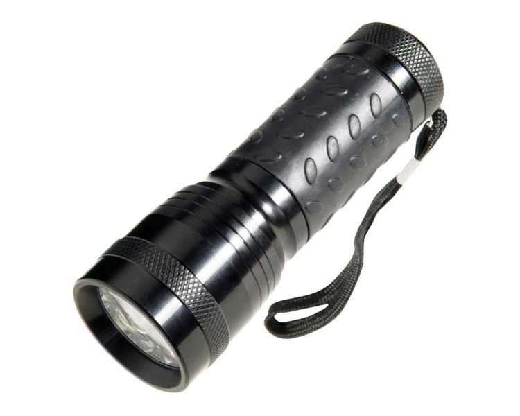 Linterna LED De Mano De Aluminio A Pilas	(3 AAA) 55 Lumenes 14 Leds Mango Engomado