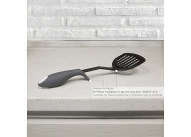 Espatula Rasera Cocina Nylon Con Mango Antigotas Engomado 34,5 x 11 cm.