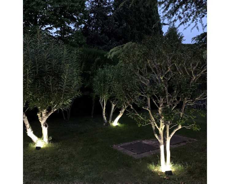 Aplique Solar Led 250 Lumenes Con Sensor De Movimiento y Crepuscular IP65