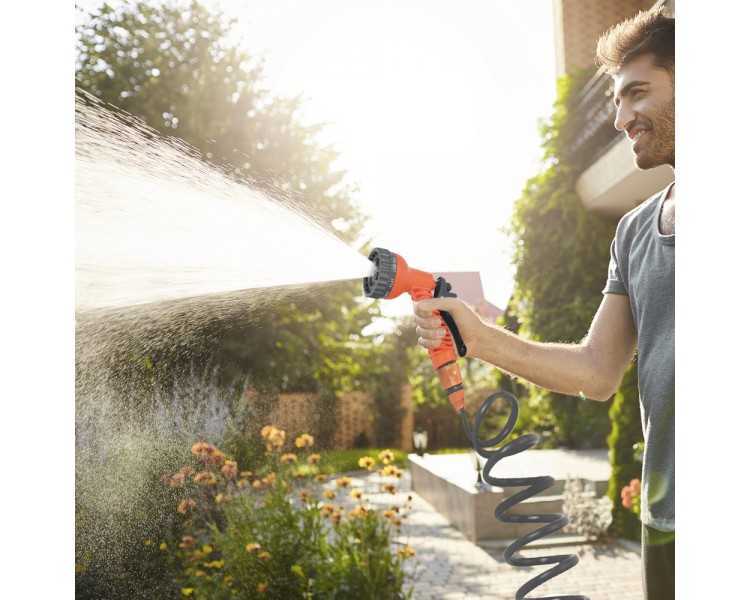 Manguera  Extensible Espiral Autoenroscable Para Riego Jardin 15 MetrosCon Pistola y Conectores